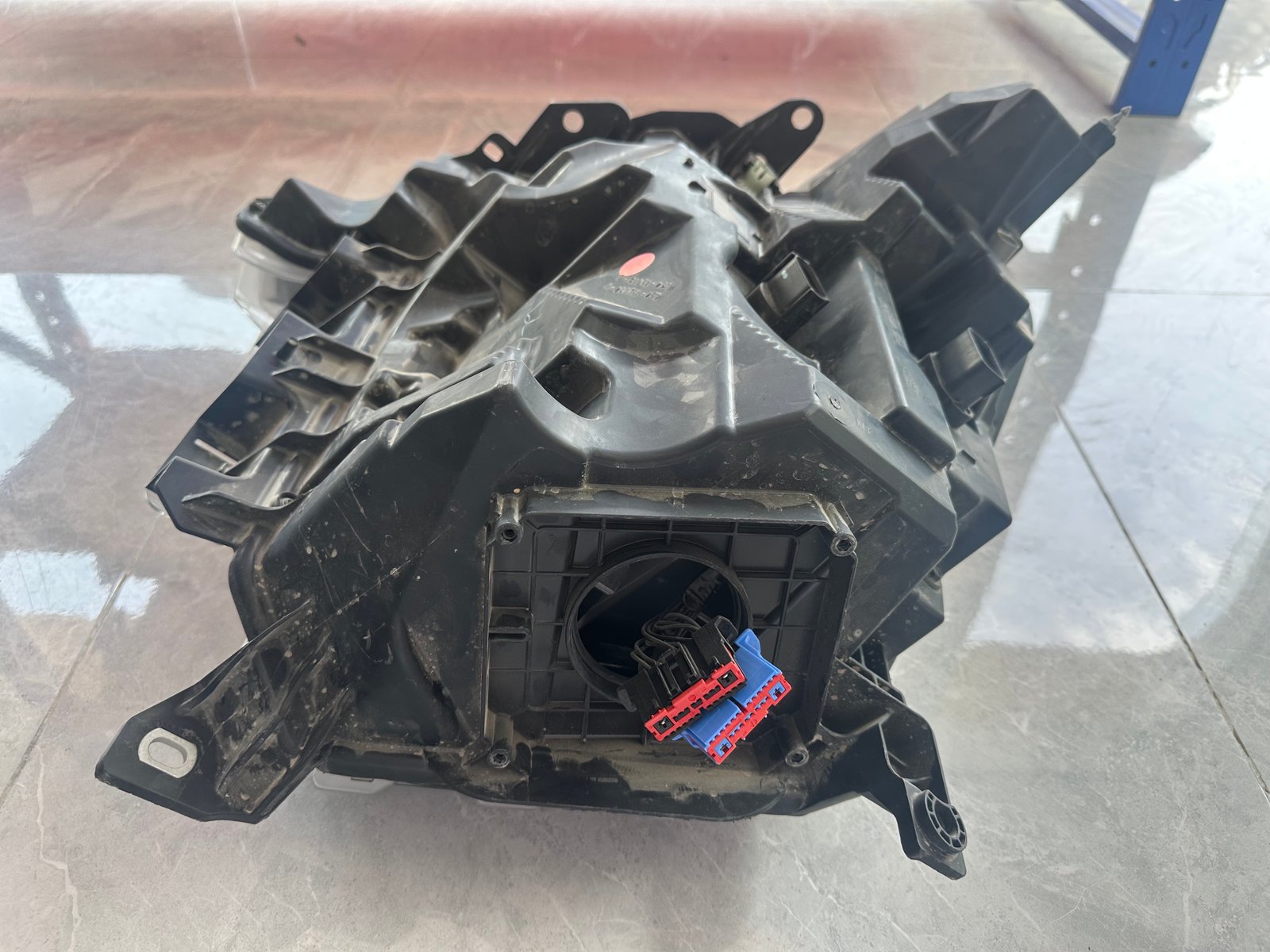 شمعة امامية يمين فورد f150 ٢٠٢٠ - ٢٠٢٣